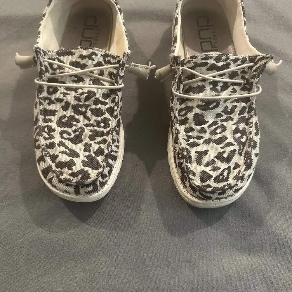 Hey Dude Wendy Woven Cheetah Grey Slip On Casual Loafer Shoes Womens 9 AOP